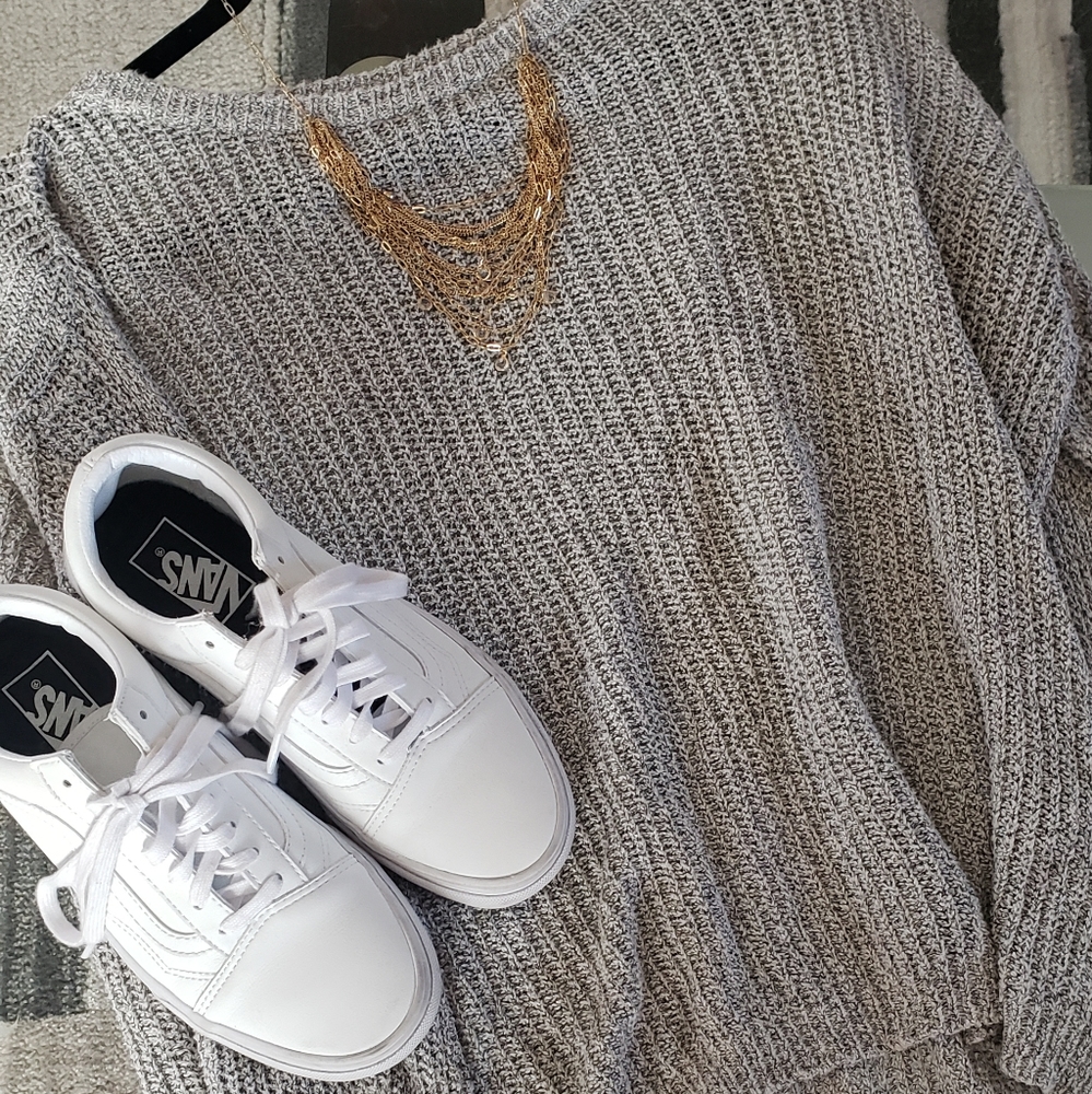 Brandy Melville Grey Sweater